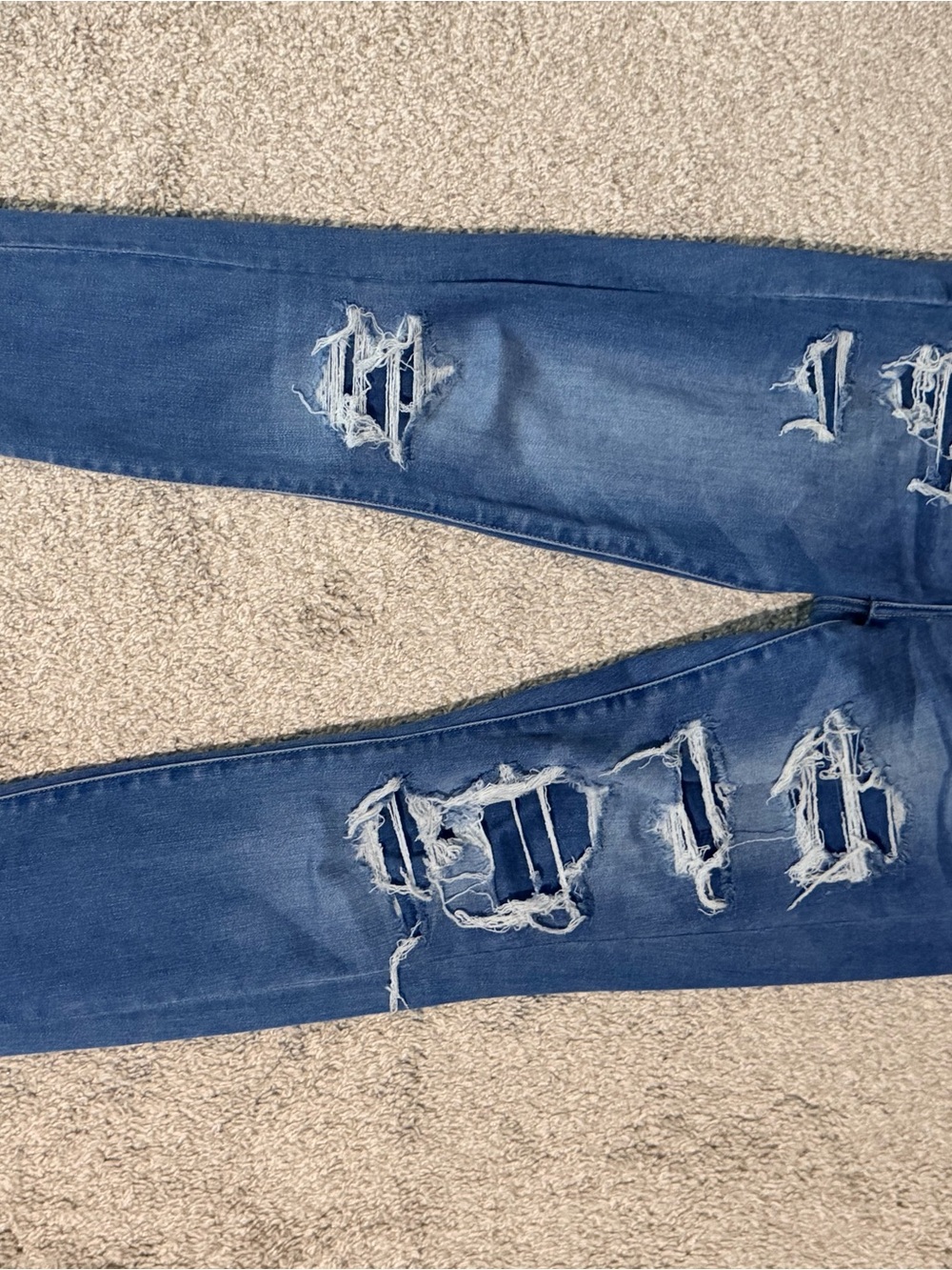 Levi's Blue Denim Jeans with Contrast Stitching